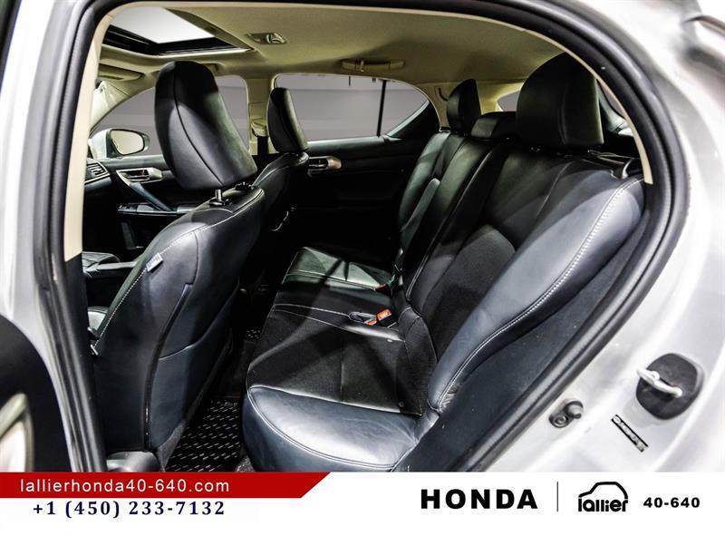 lexus CT 200h 2014 - 12