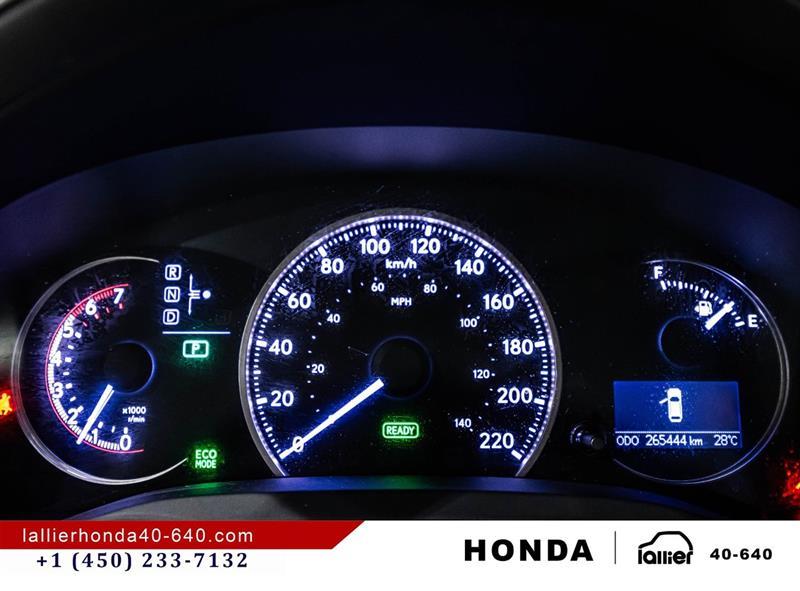 lexus CT 200h 2014 - 22