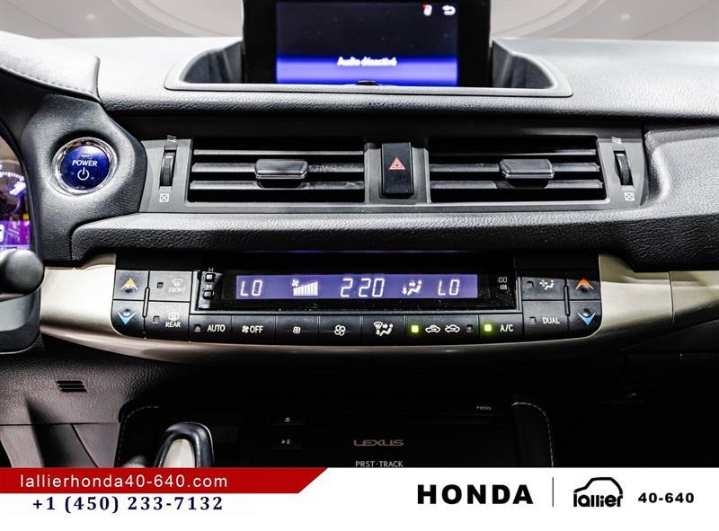 lexus CT 200h 2014 - 23