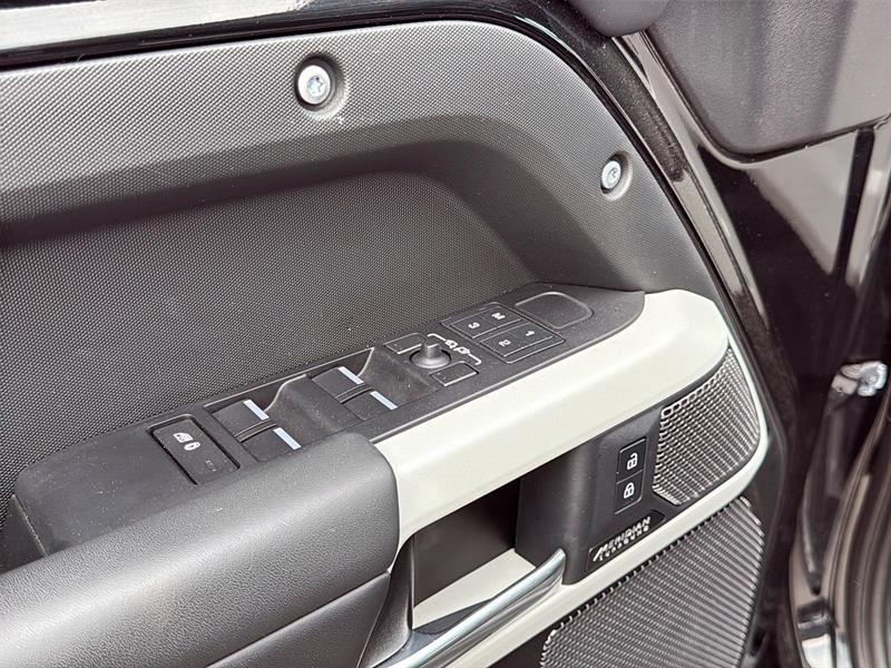 land rover Defender 110 2023 - 10