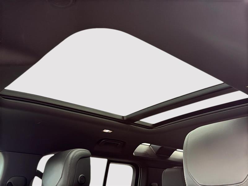 land rover Defender 110 2023 - 12