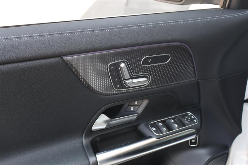 mercedes-benz GLA 2021 - 10