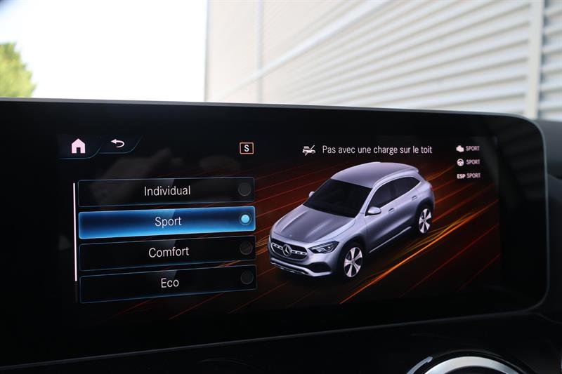mercedes-benz GLA 2021 - 19