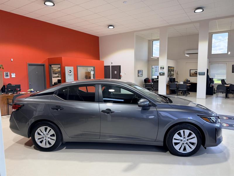 nissan Sentra 2024 - 8