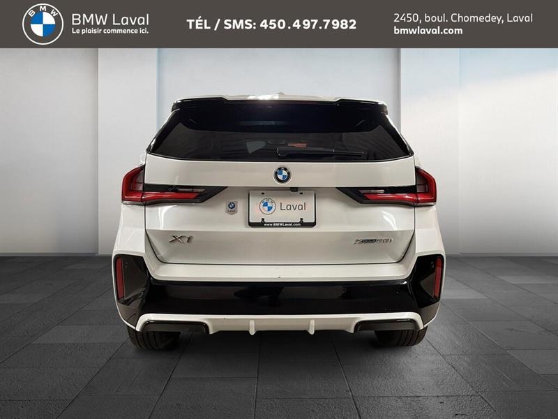 bmw X1 2023 - 8