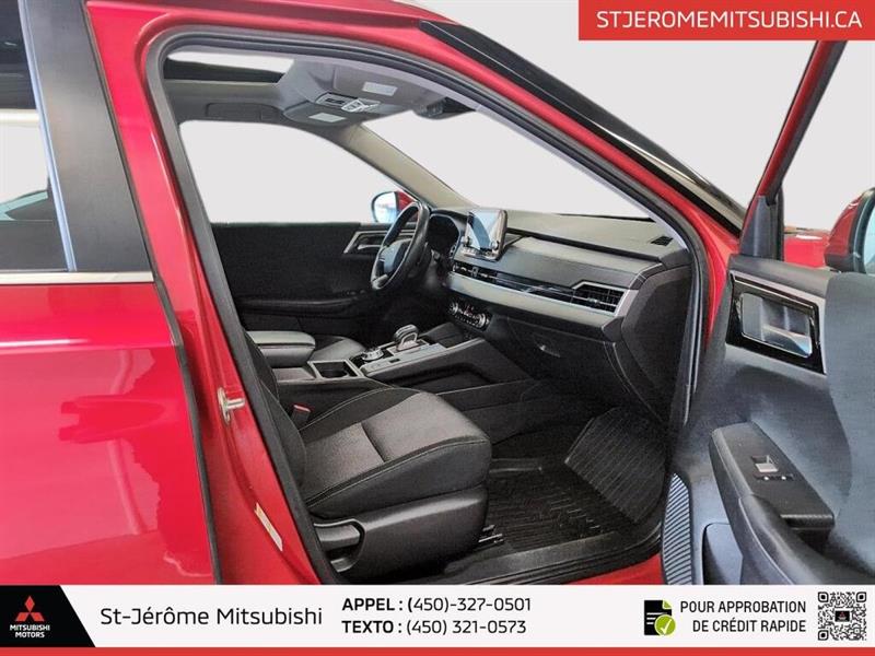mitsubishi Outlander 2023 - 15
