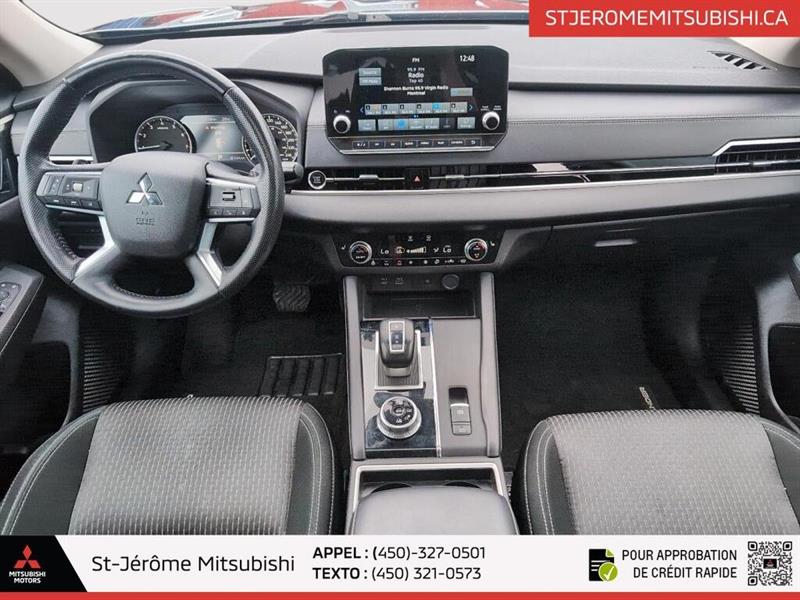 mitsubishi Outlander 2022 - 18
