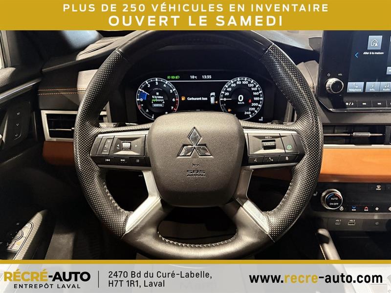 mitsubishi Outlander 2023 - 16