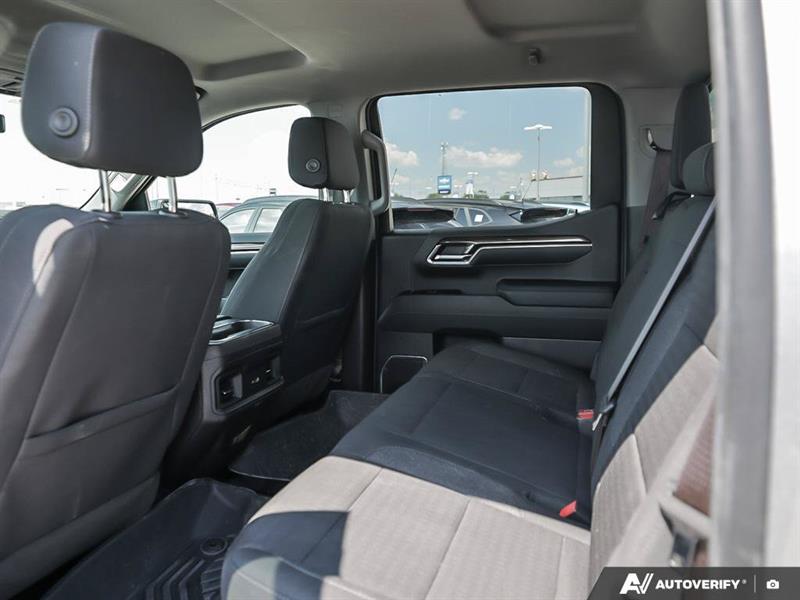 chevrolet Silverado 1500 2024 - 26