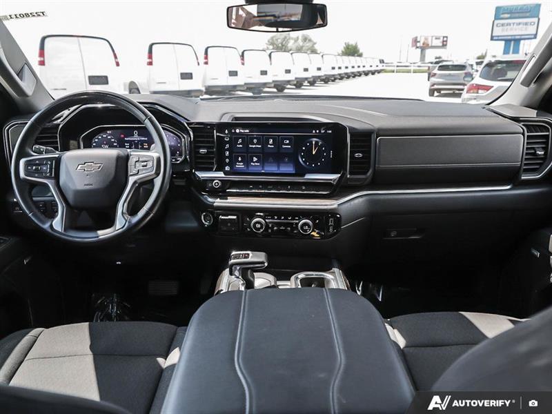 chevrolet Silverado 1500 2024 - 27