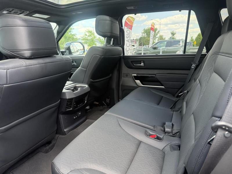 toyota Sequoia 2025 - 11
