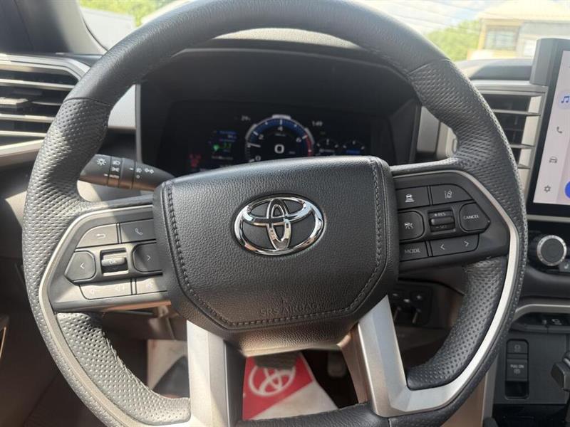 toyota Sequoia 2025 - 12