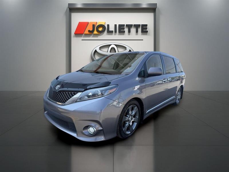 toyota Sienna 2015