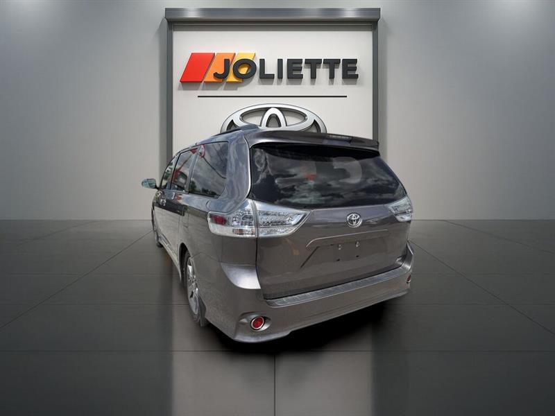 toyota Sienna 2015 - 5