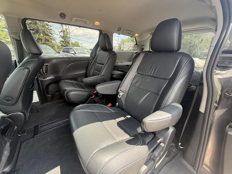 toyota Sienna 2015 - 8