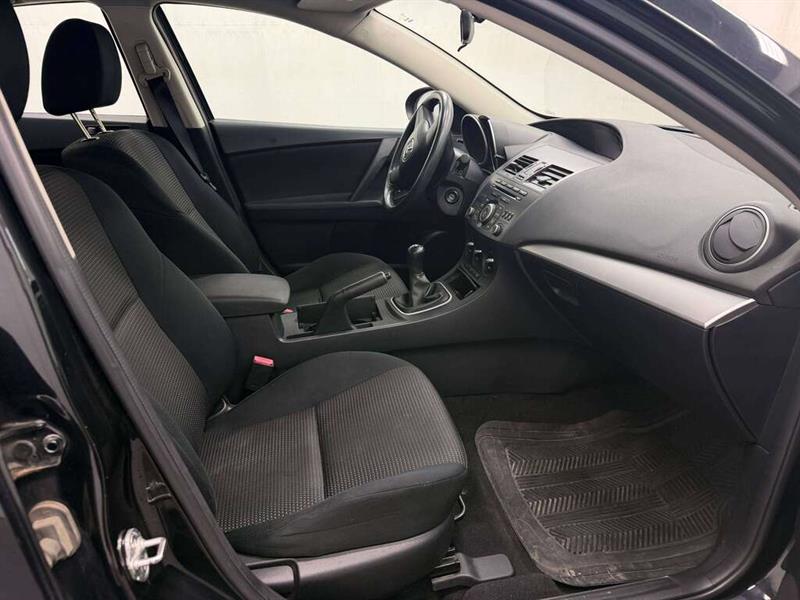 mazda Mazda3 2013 - 24