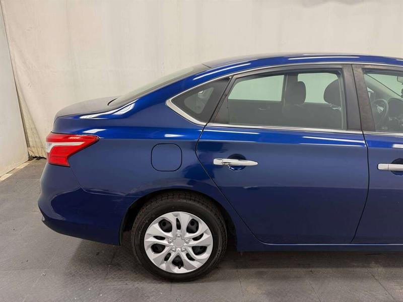 nissan Sentra 2019 - 12