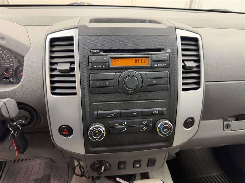 nissan Frontier 2012 - 22