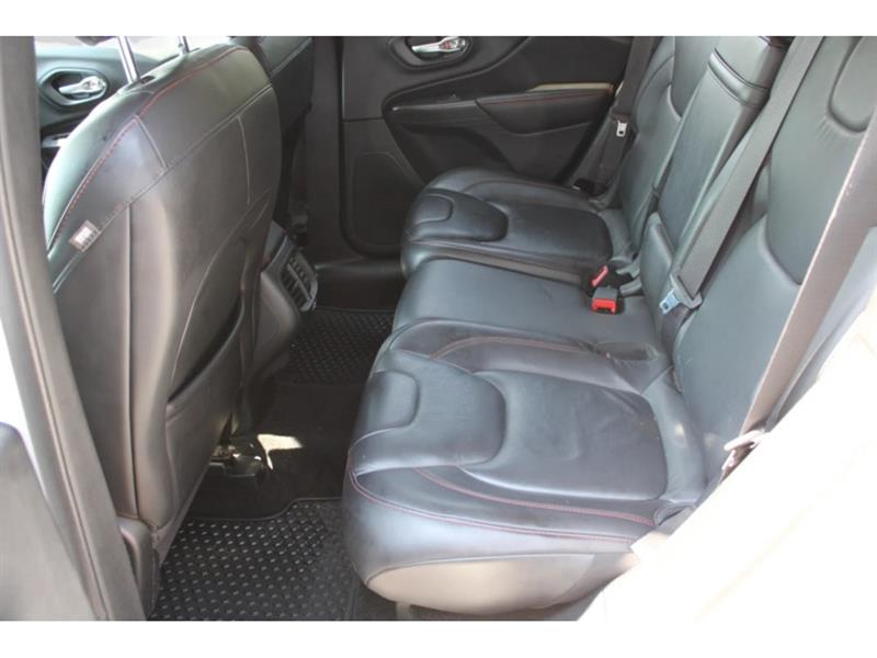 jeep Cherokee 2015 - 10