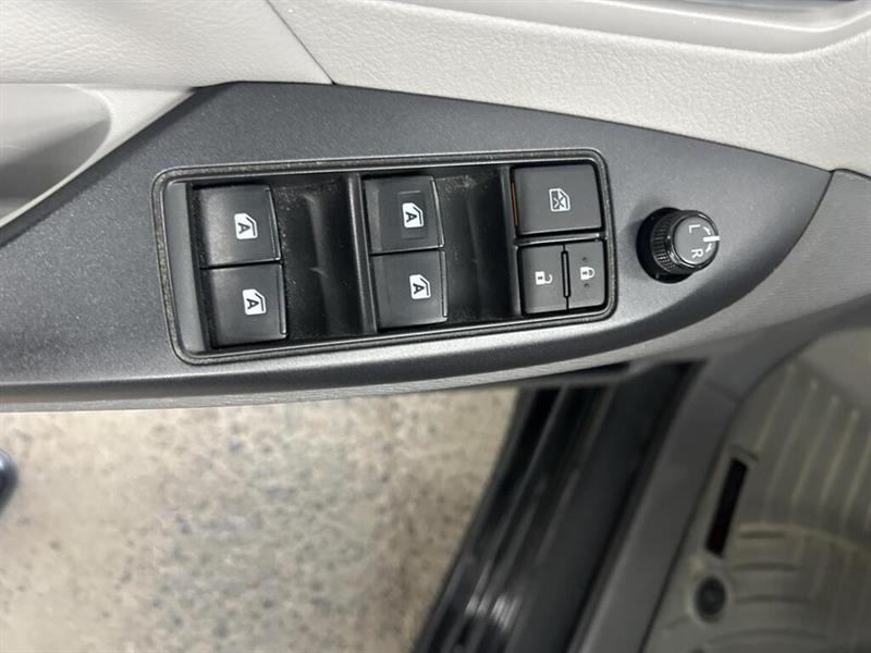 toyota Sienna 2019 - 10