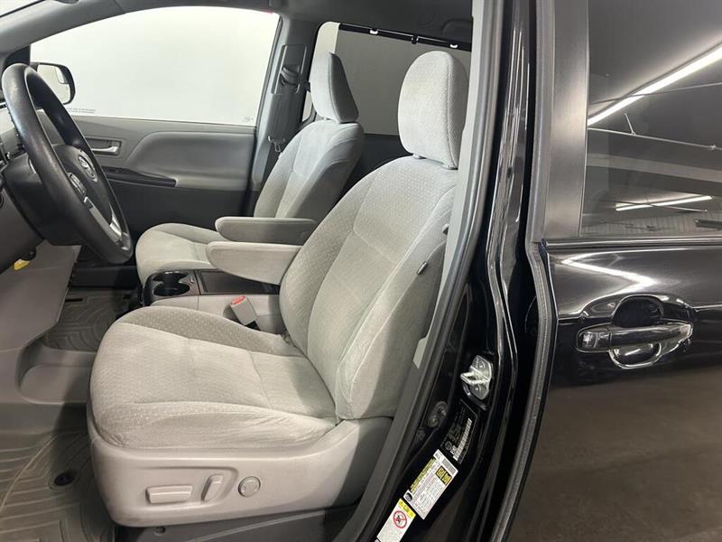 toyota Sienna 2019 - 11