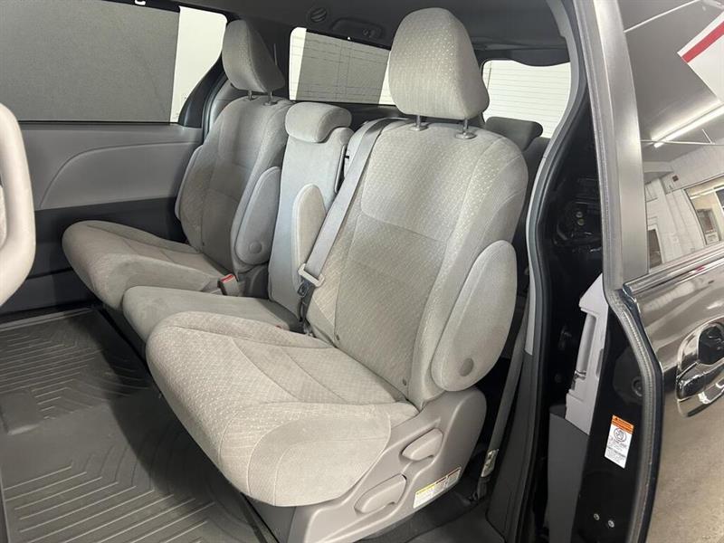 toyota Sienna 2019 - 12