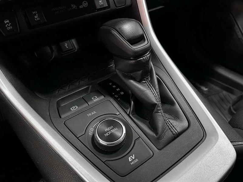 toyota RAV4 2022 - 17