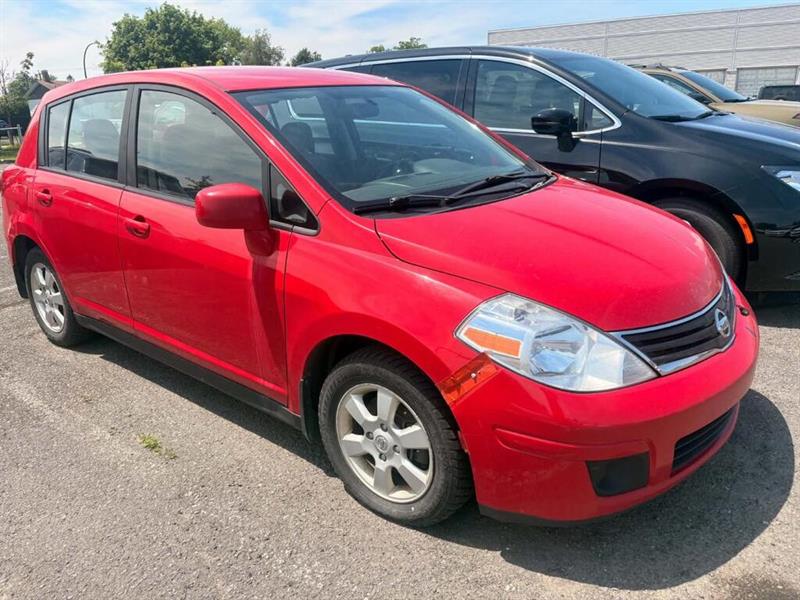 nissan Versa 2011
