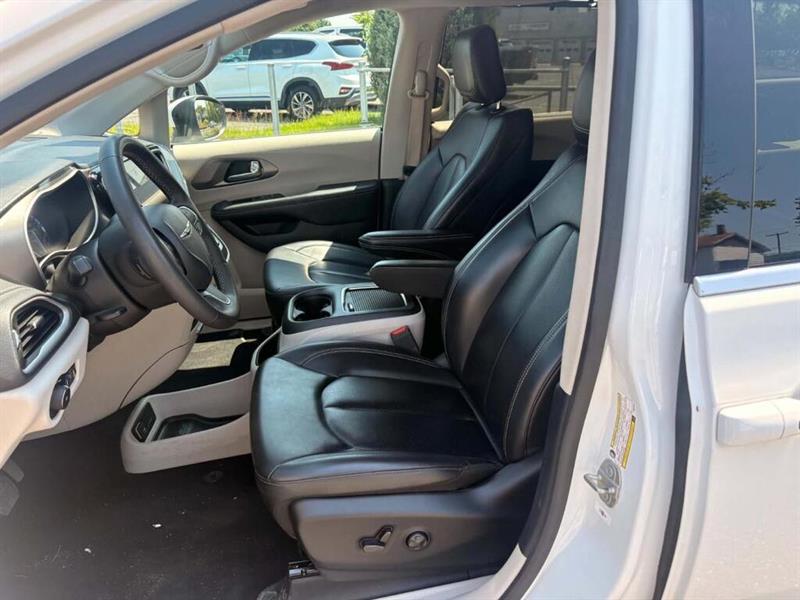 chrysler Pacifica 2023 - 3