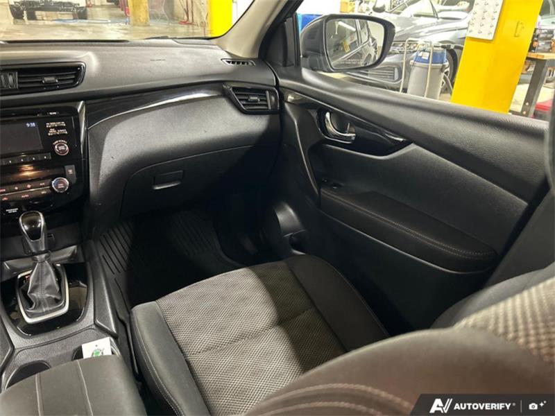 nissan Qashqai 2017 - 28