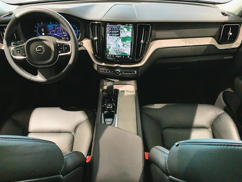 volvo XC60 2025 - 11