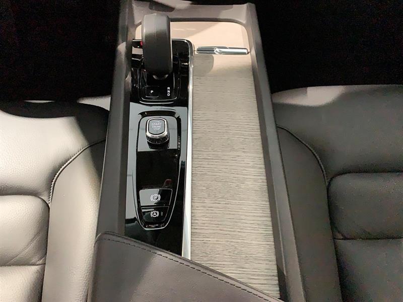 volvo XC60 2025 - 14