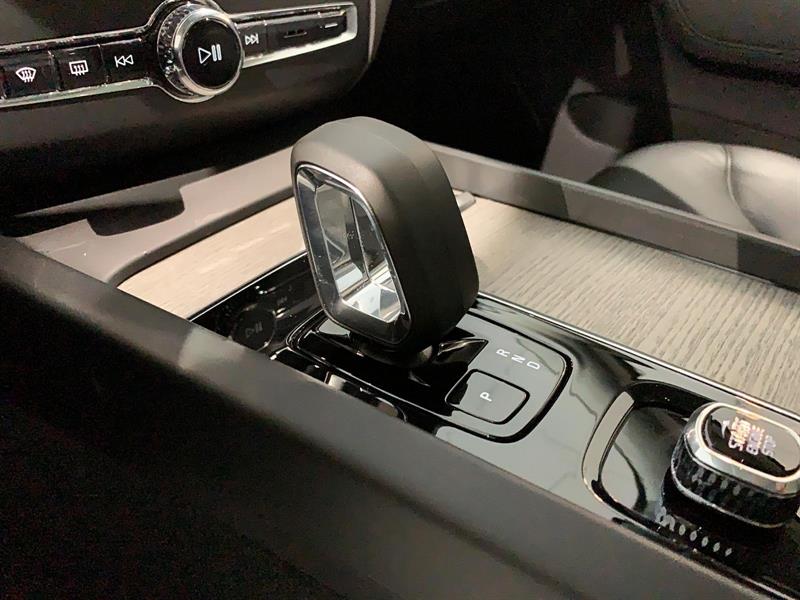 volvo XC60 2025 - 15