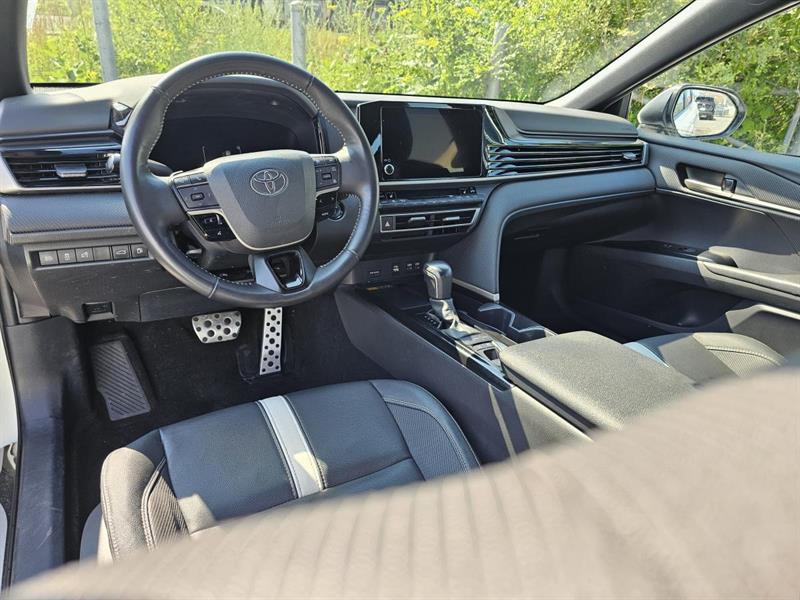 toyota Camry Hybrid 2025 - 7