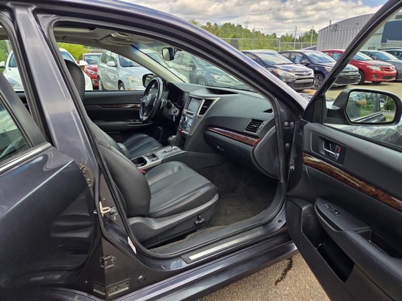 subaru Legacy 2013 - 17