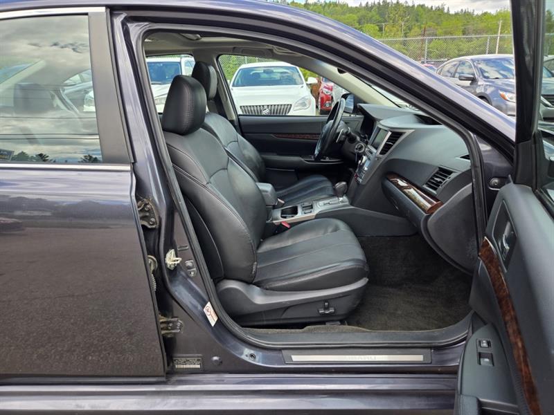 subaru Legacy 2013 - 18