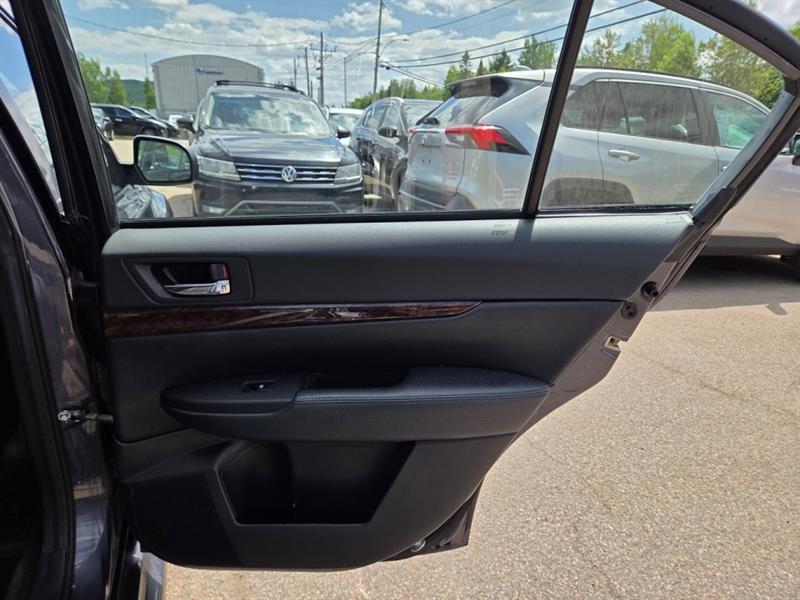 subaru Legacy 2013 - 21