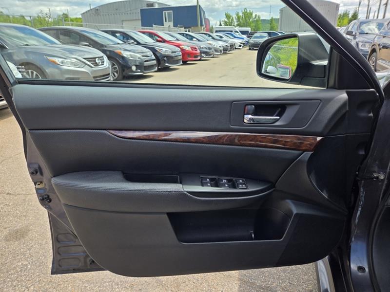 subaru Legacy 2013 - 23