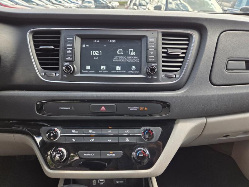 kia Sedona 2020 - 30