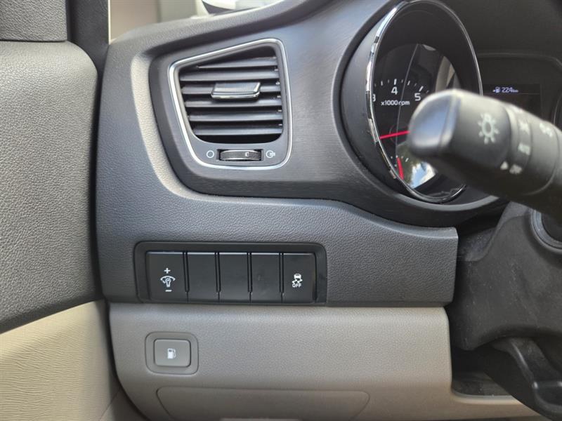 kia Sedona 2020 - 31