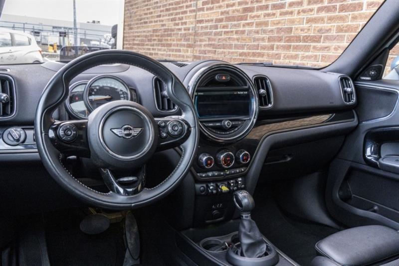 mini Countryman 2018 - 12