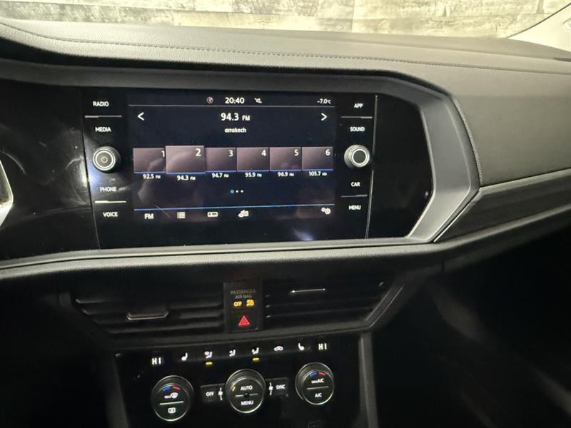 volkswagen Jetta 2020 - 9