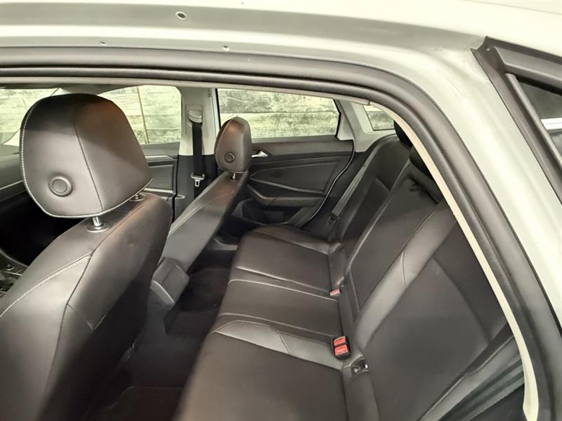 volkswagen Jetta 2020 - 17