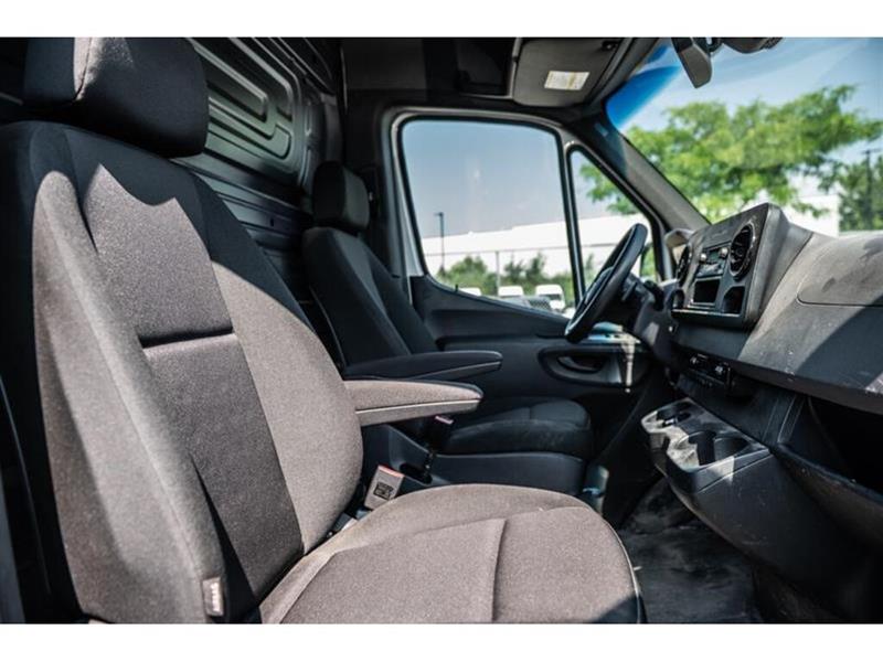 mercedes-benz Sprinter Cargo Van 2024 - 21