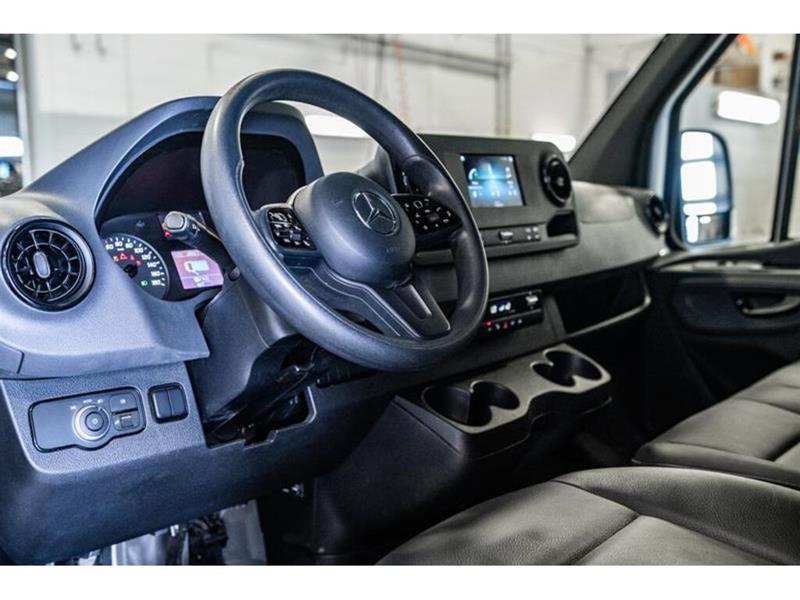 mercedes-benz Sprinter 2023 - 22