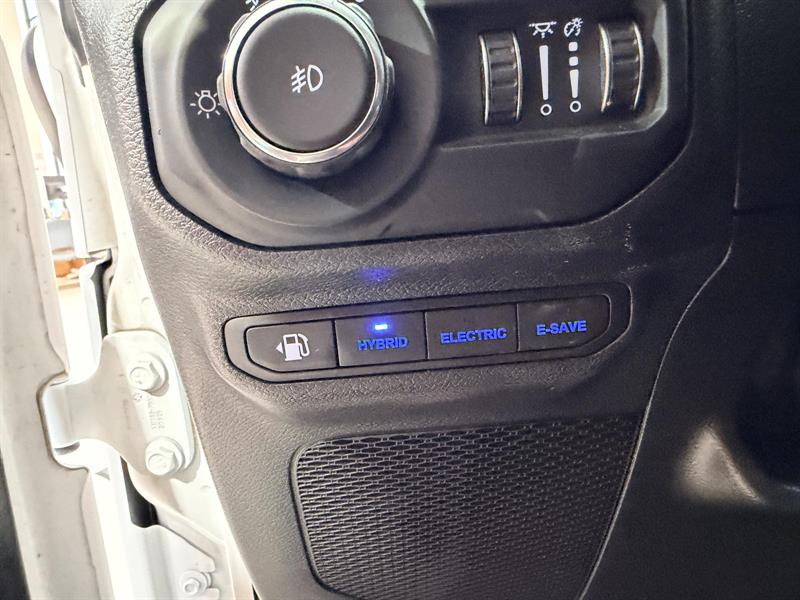 jeep Wrangler 2022 - 29