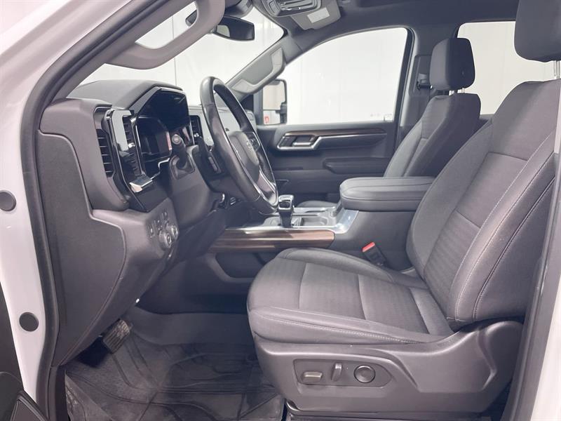 chevrolet Silverado 1500 2024 - 11