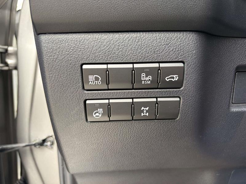 lexus NX 2018 - 16
