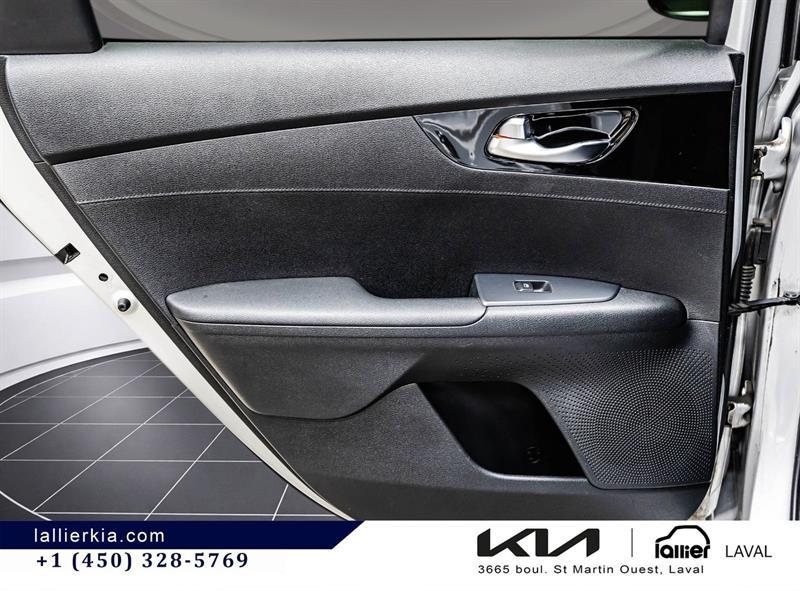 kia Forte 2020 - 14