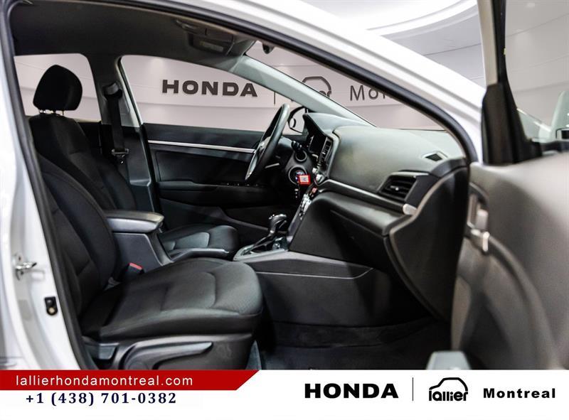 2020 Hyundai Elantra - Image 17